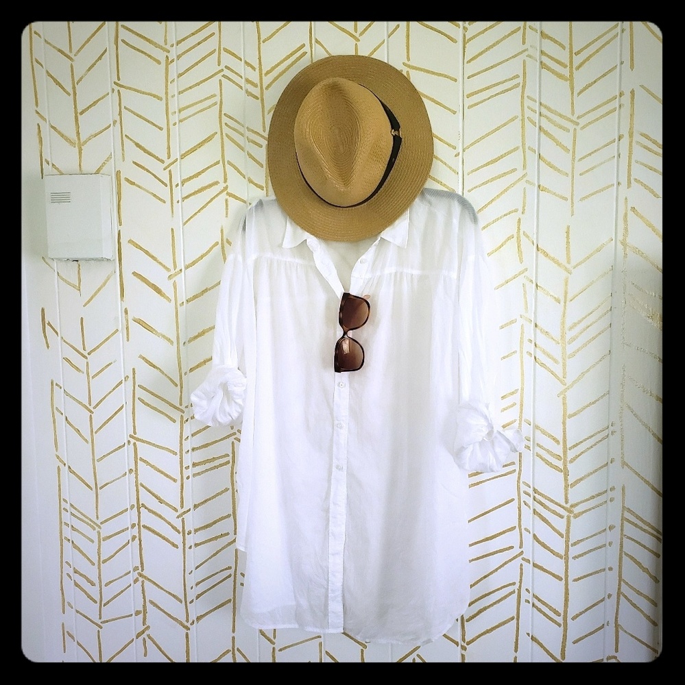 EXPRESS Oversized White Button Down Shirt